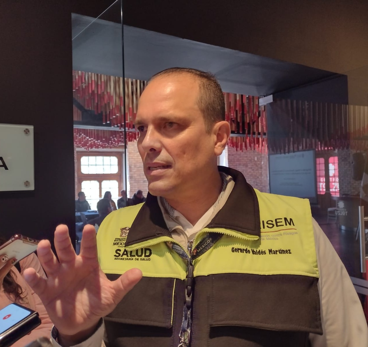 Cesan a cuatro  verificadores  sanitarios por  corrupción;  procede FGJEM  contra uno   por extorsión