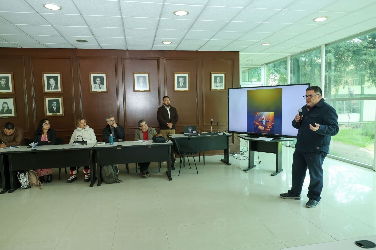 Investigadores nacionales e internacionales analizaron en la UAEMéx el papel del silencio en la comunicación contemporánea