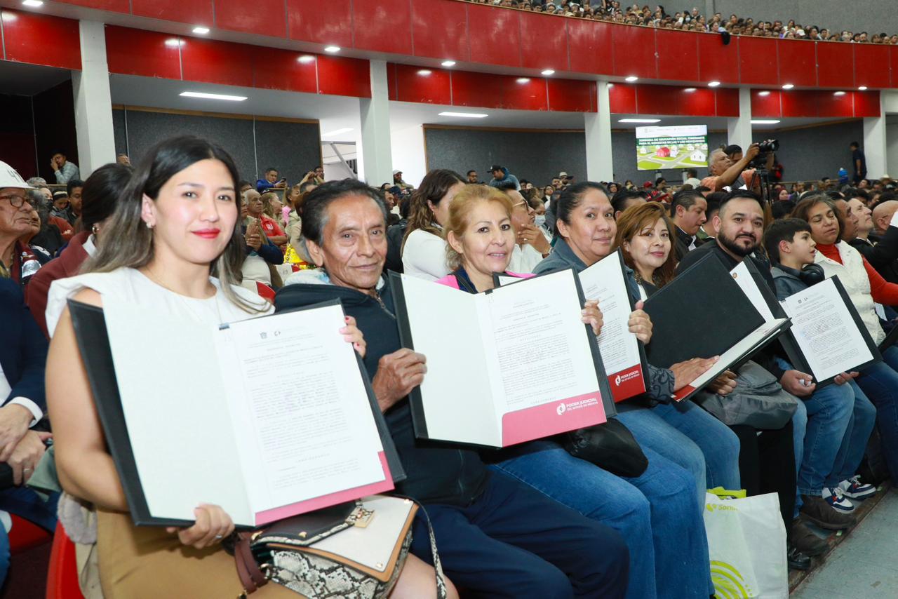 Ayuda Poder Judicial del Edomex a que obtengan 482 familias seguridad patrimonial