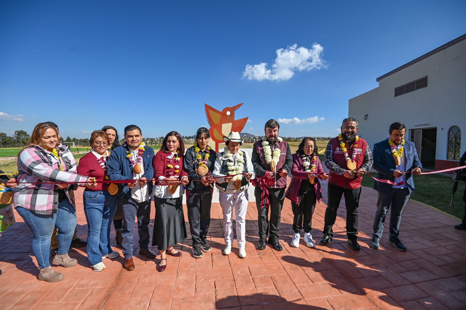 Cumple GEM  rehabilitación  de la Unidad  Deportiva de  Tapaxcp en  El Oro