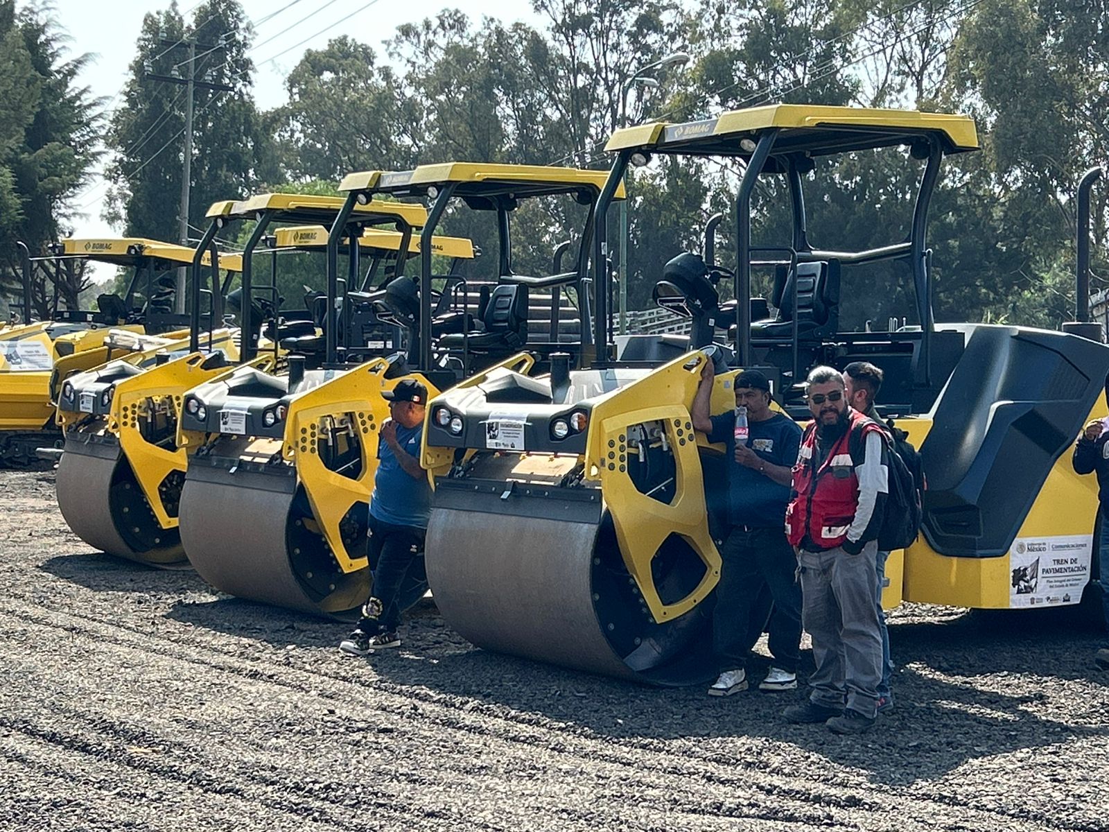dota-gobierno-de-sheinbaum-con-trenes-de-pavimentacion-a-ecatepec-nezahualcoyotl-y-chicoloapan
