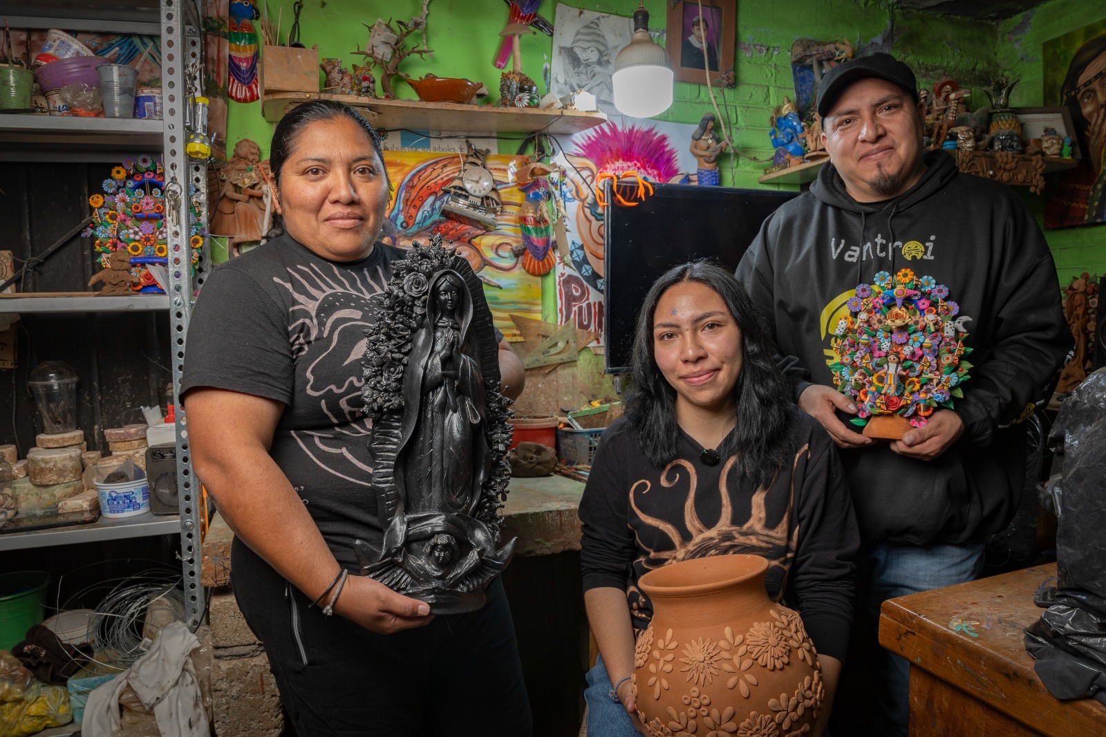 Salta al mercado  internacional  emprendimiento  artesanal de   Atzin Vázquez,  con respaldo  de la UAEMex