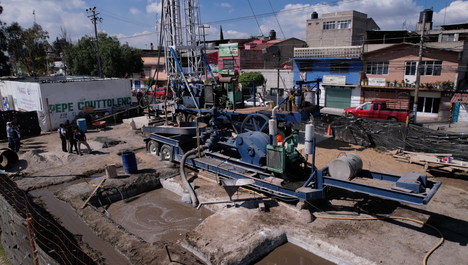 Gobierno de Nezahualcóyotl trabaja para que vecinos cuenten con agua por la red