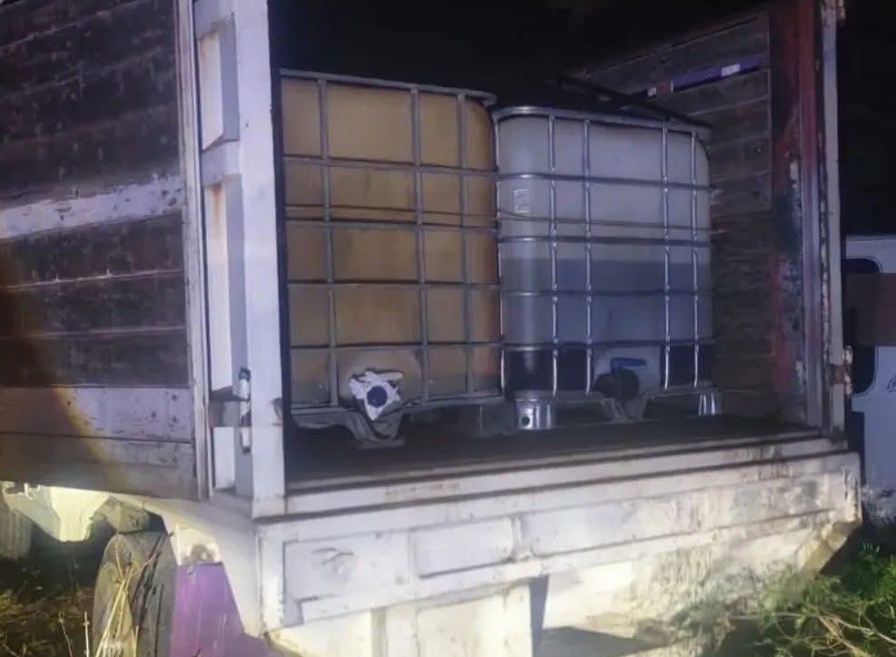 recuperan-mas-de-2-mil-litros-de-combustible-robado-en-acolman-pero-se-fugan-huachicoleros