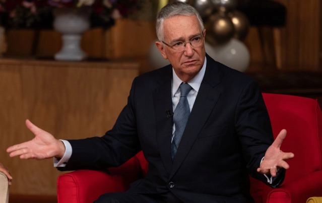 cayo-primer-pago-del-tio-richie-al-sat-saldara-32-mil-mdp-en-abonos