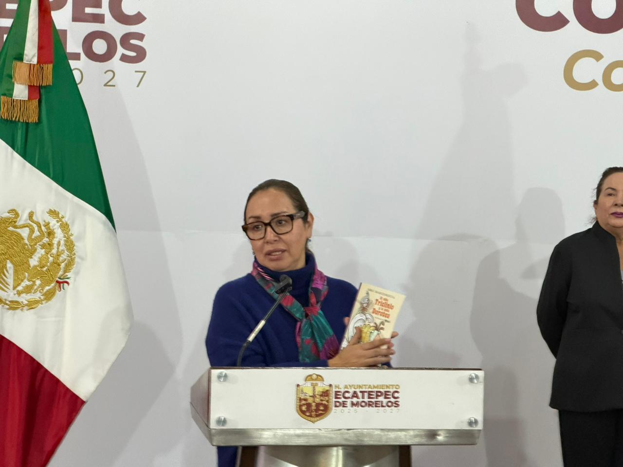 reyes-traen-libros-a-ninas-y-ninos-de-ecatepec