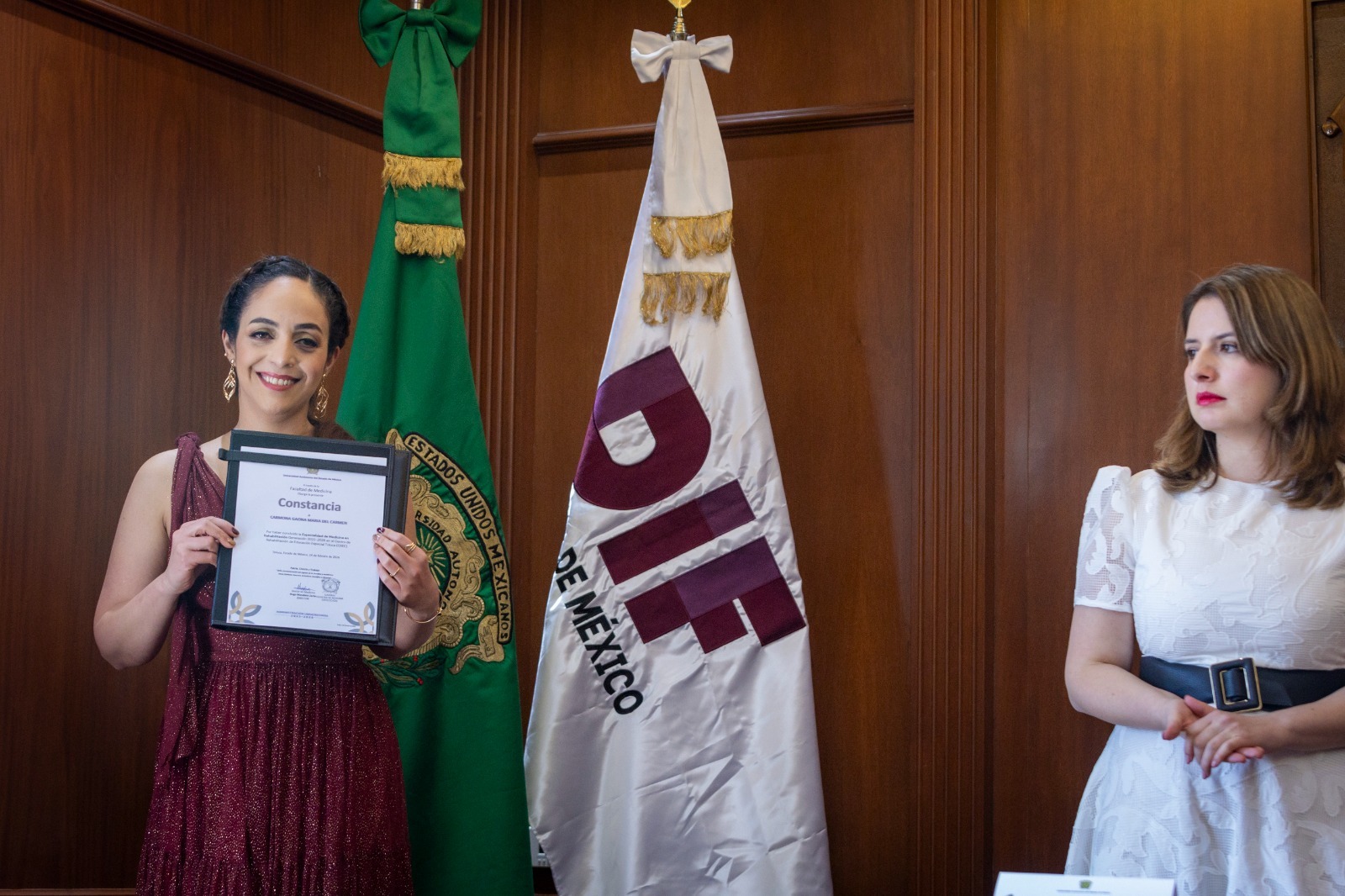 egresan-de-uaem-siete-medicos-residentes-especialistas-en-rehabilitacion