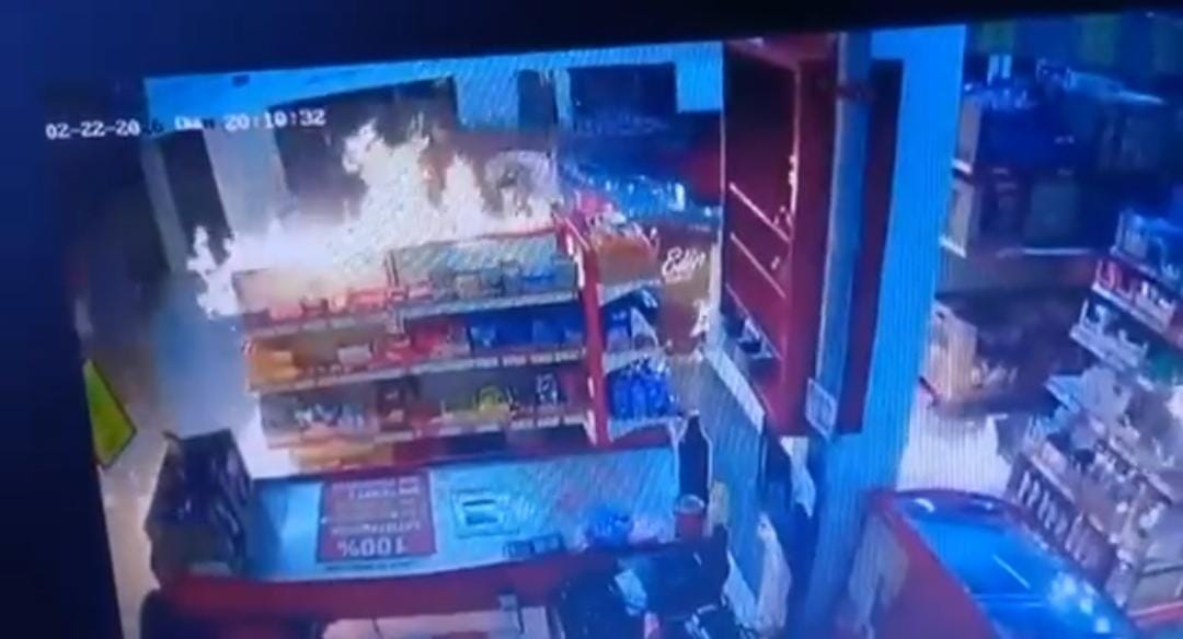 ataque-a-tienda-3b-en-valle-de-chalco-deja-un-menor-y-su-padre-con-severas-quemaduras