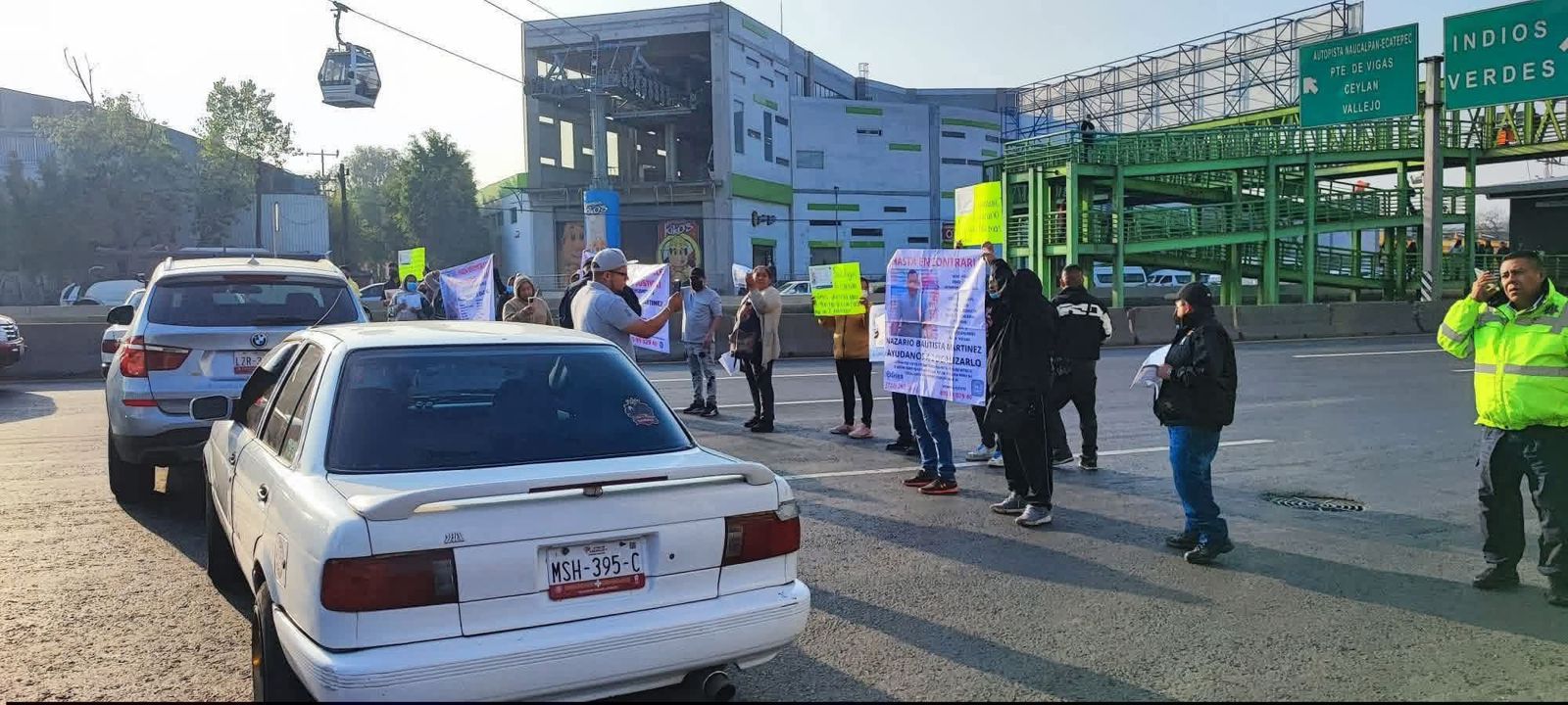 Bloquean la México-Pachuca ante la desaparición de un hombre