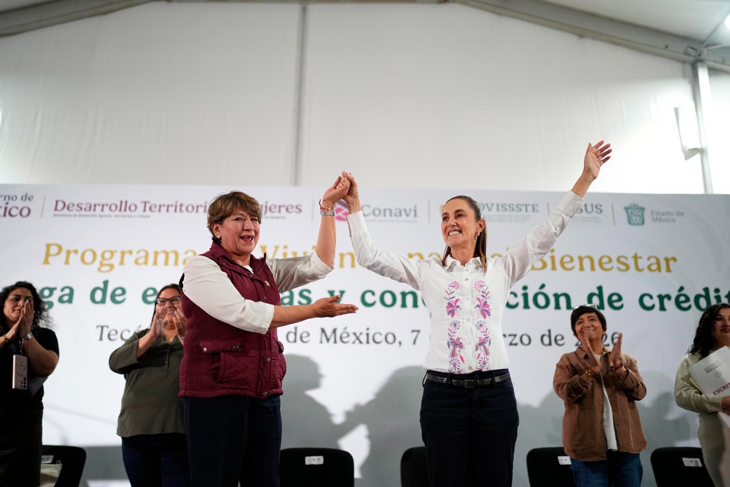 sheinbaum-conmemora-el-8m-con-derecho-de-mujeres-a-la-vivienda-en-edomex