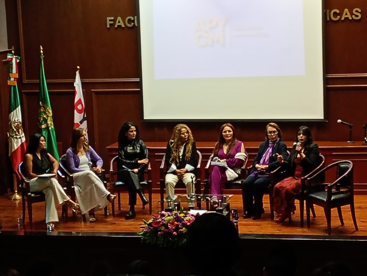 critica-lucha-y-denuncia-voz-de-las-periodistas-en-la-uaem