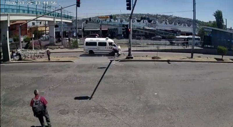 ambulancia-del-dif-de-chimalhuacan-atropella-a-joven-ciclistas