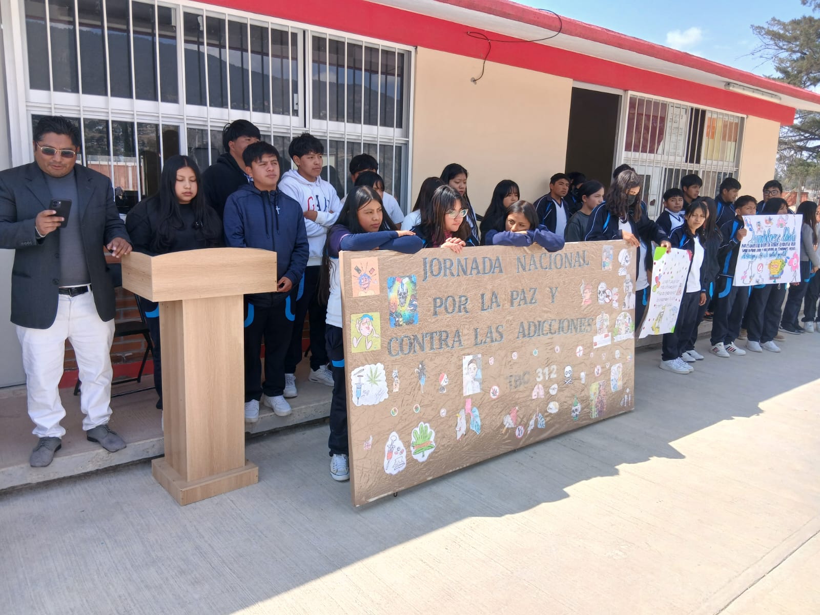 mas-de-16-millones-de-alumnos-de-primaria-y-secundaria-participan-en-maratones-por-la-lectura-del-edomex