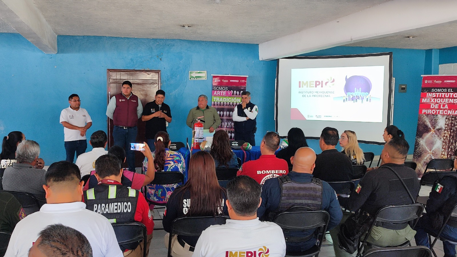 Fomenta GEM  regulación en  elaboración  de pirotecnia  con talleres   para servidores  municipales