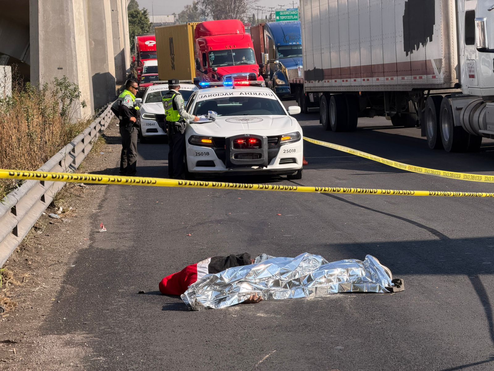 muere-hombre-tras-ser-arrollado-en-la-mexicoqueretaro