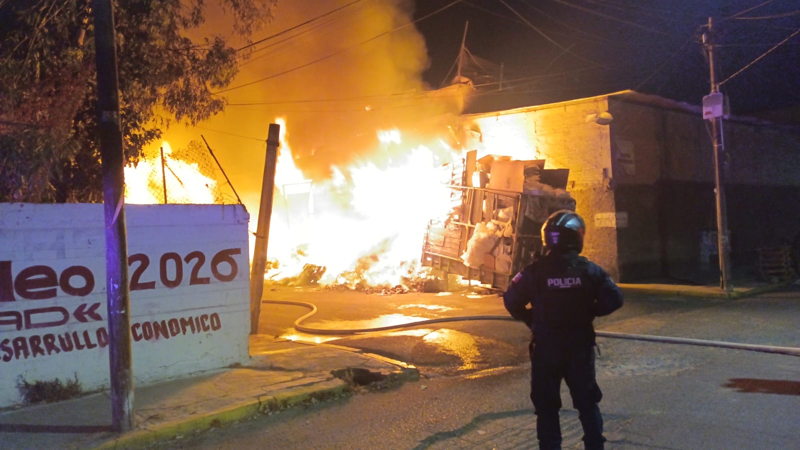 incendio-consume-una-recicladora-en-valle-de-chalco