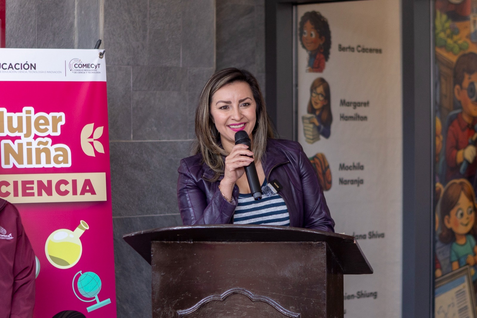 cientificas-mexiquenses-inspiran-a-ninas-con-la-exposicion-fotografica-la-mujer-y-la-nina-en-la-ciencia