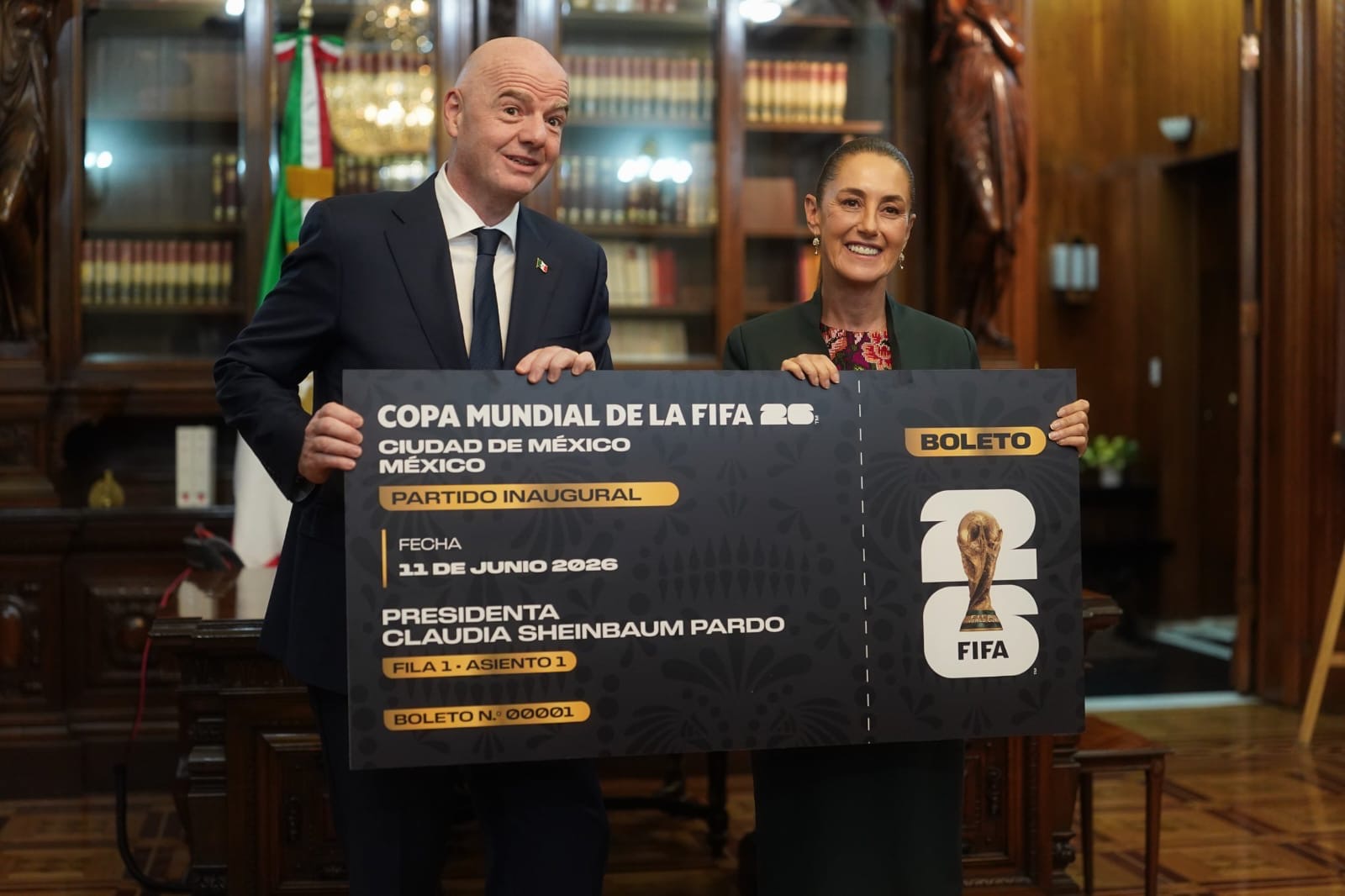 Sheinbaum  regalará su  boleto para  inauguración  del Mundial  a la joven que  haga mejores  dominadas