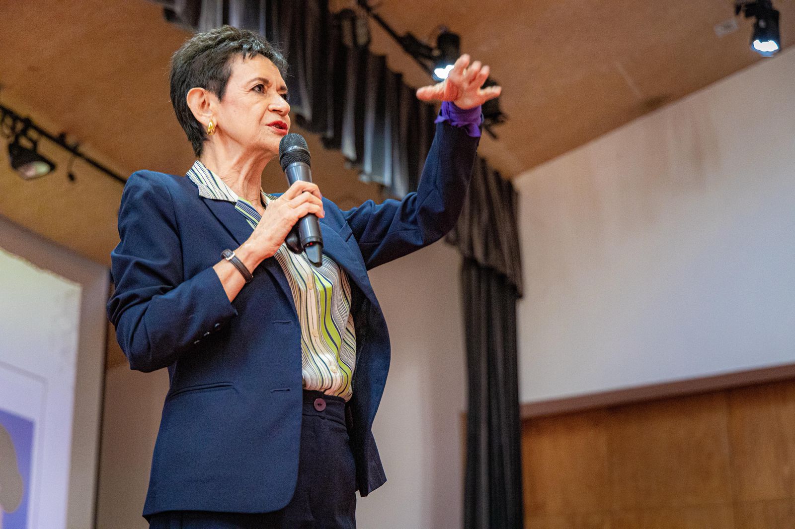 sororidad-clave-para-construir-igualdad-y-pazcecilia-lavalle-en-la-uaemex