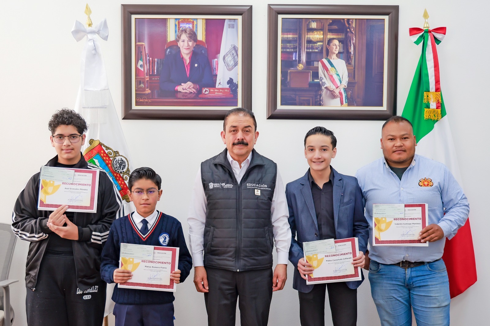 gem-entrega-becas-a-4-talentos-del-edomex-para-impulsar-sus-anhelos