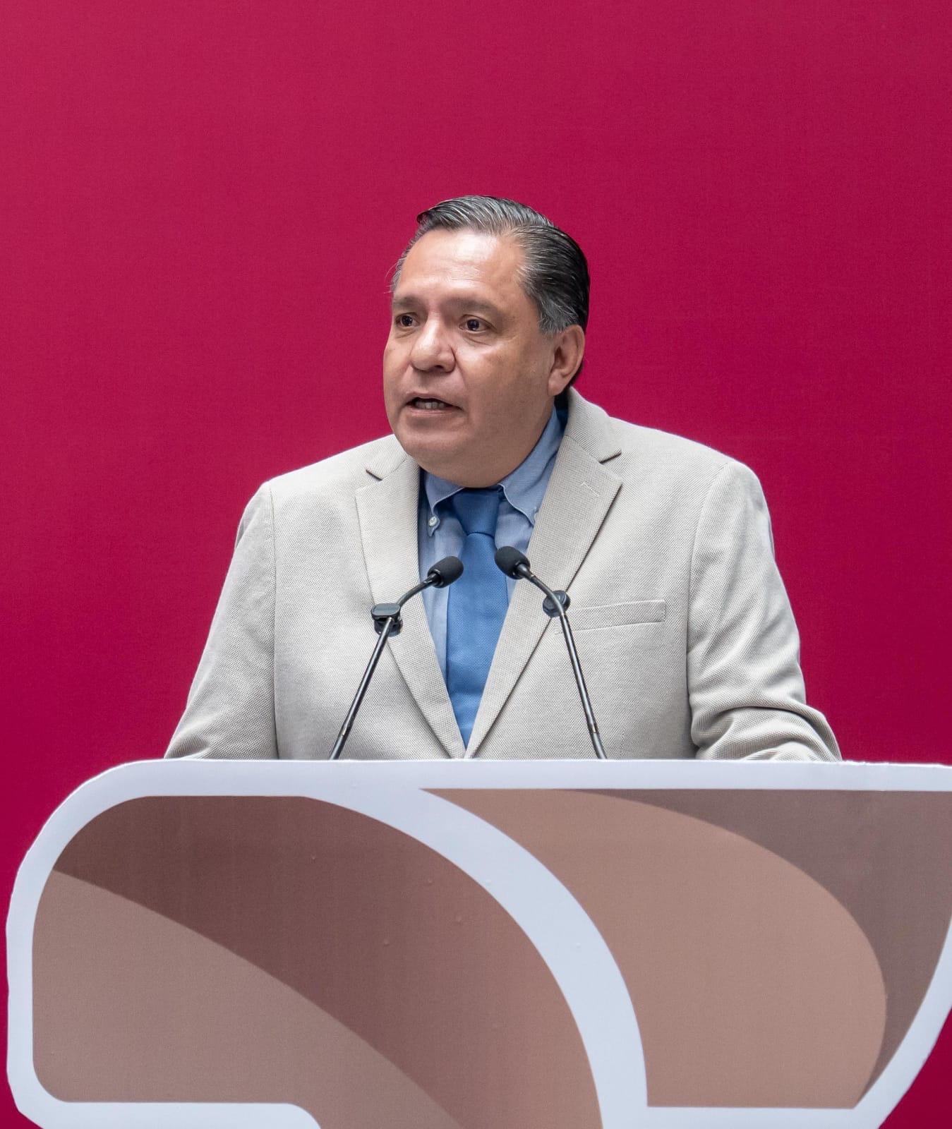 descarta-rmb-donacion-de-inmueble-al-cte-anuncia-reunion-con-escritores-toluquenos