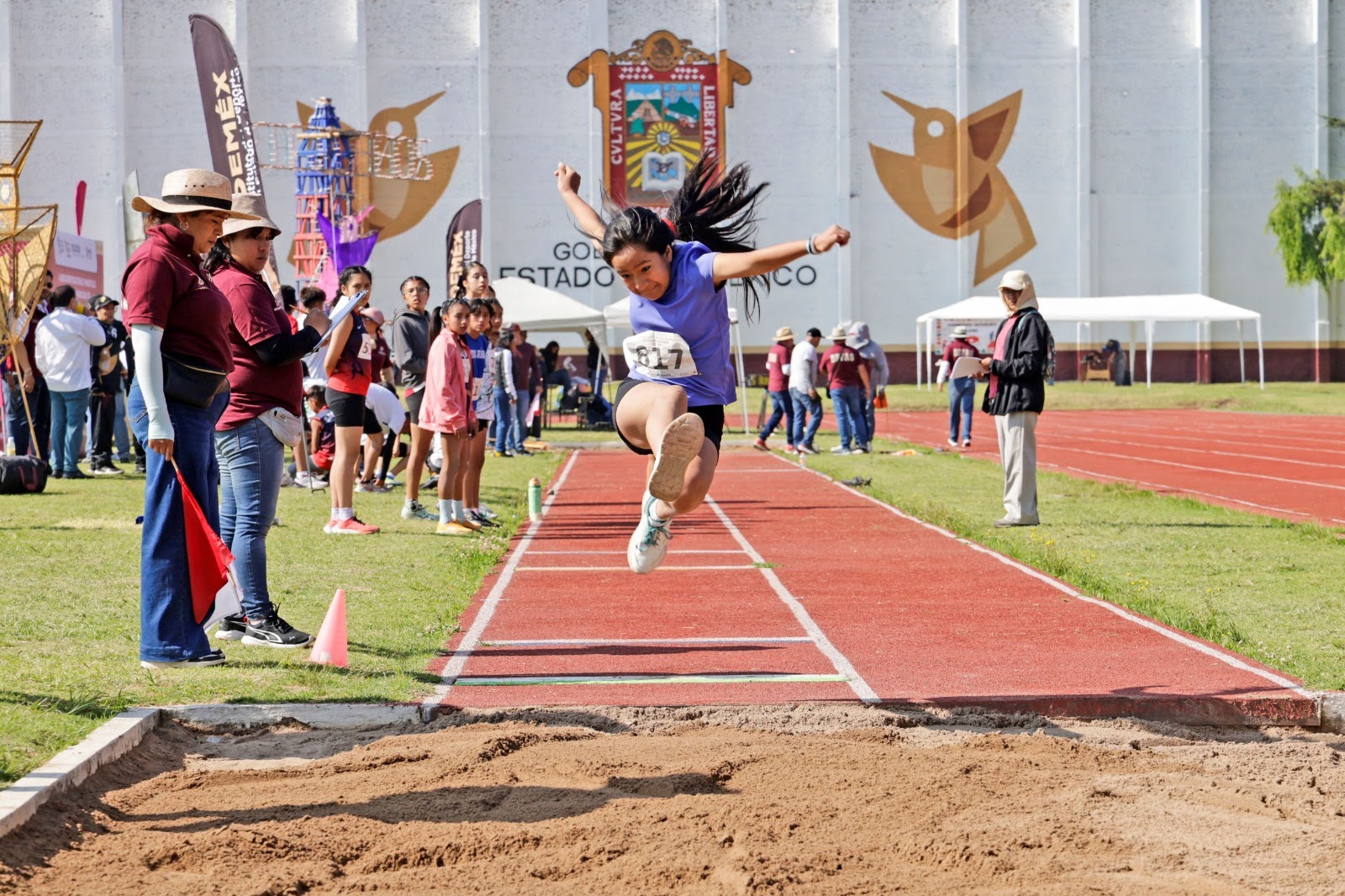 participan-mas-de-5-mil-deportistas-de-nivel-basico-en-los-juegos-estatales-y-paraestatales
