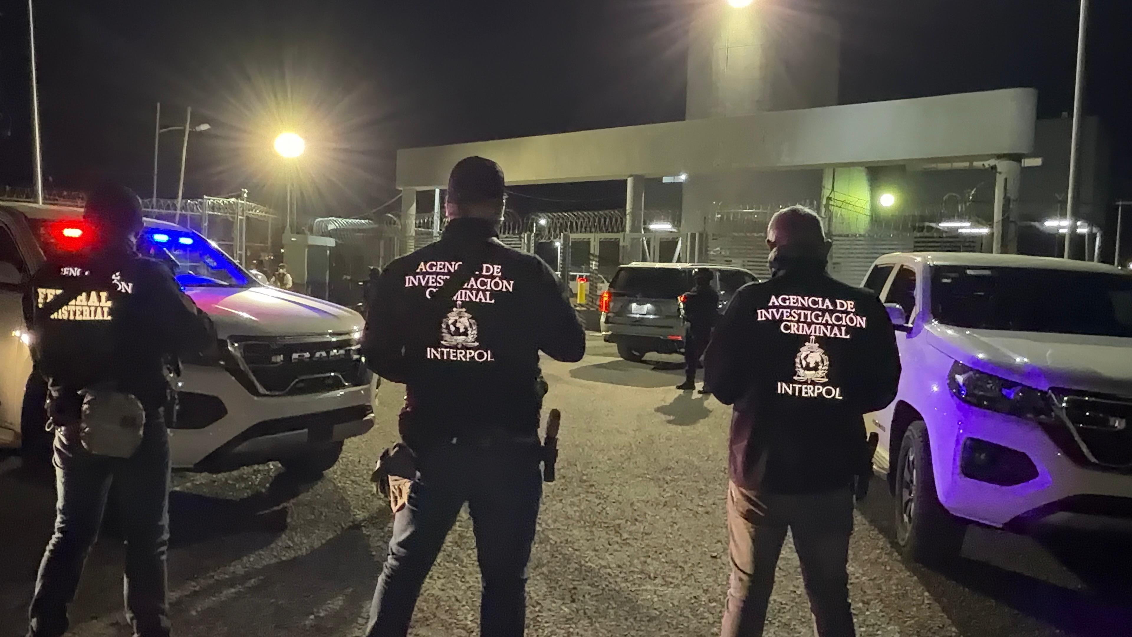 en-medio-de-un-fuerte-operativo-trasladan-a-el-jardinero-al-altiplano