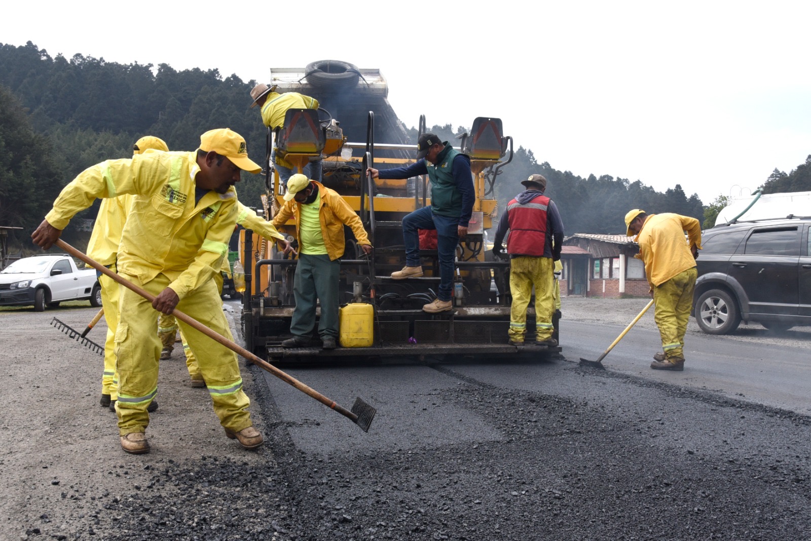 reconstruyen-carretera-en-tenango-del-valle-tras-35-anos-sin-obras-de-movilidad