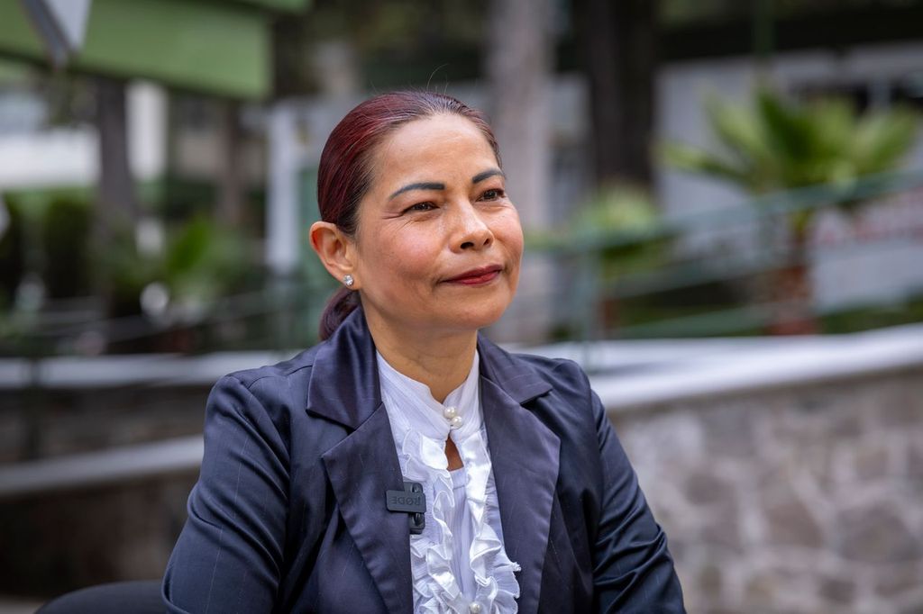 egresada-de-la-uaemex-es-distinguida-con-la-presea-estado-de-mexico-leona-vicario