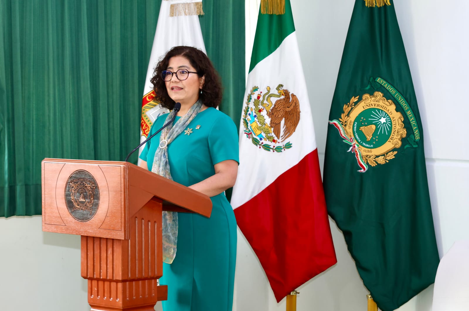 martha-zarza-cumple-con-descentralizar-la-promocion-cultural-lleva-abril-mes-de-la-lectura-a-la-uaem-de-chimalhuacan