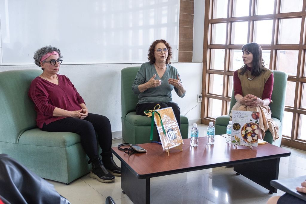 presentan-libro-sobre-cocina-con-vegetales-en-uaem-ante-falta-de-habitos-saludables