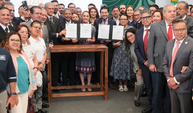 firma-acuerdo-constitucional-sheinbaum-rumbo-a-la-jornada-de-40-horas-laborales-a-la-semana