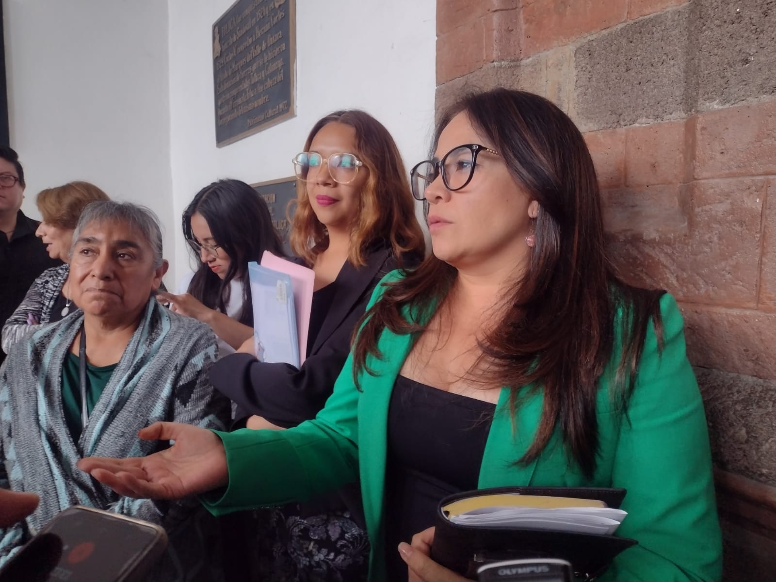 Sin consultar a residentes, analizará el ayuntamiento cambiar uso de suelo para erigir bodegas en una zona habitacional de Toluca