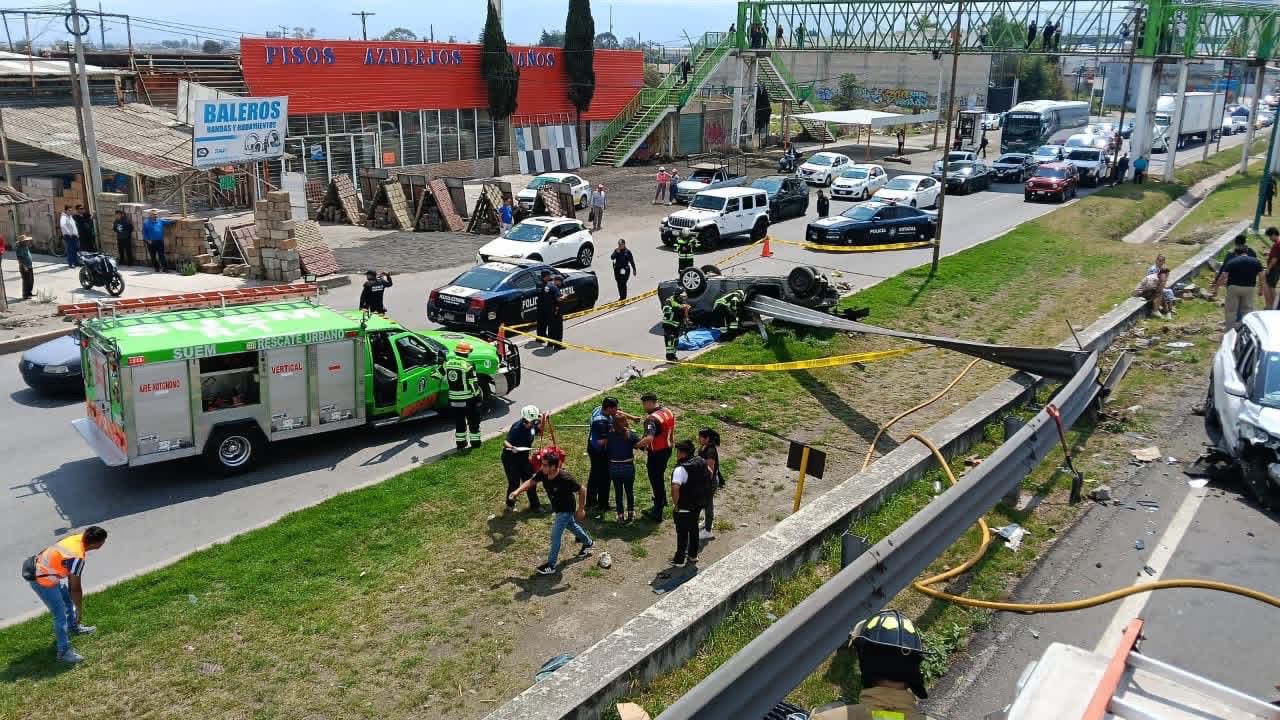 accidente-de-transito-en-san-mateo-atenco-deja-un-deceso-y-varios-heridos