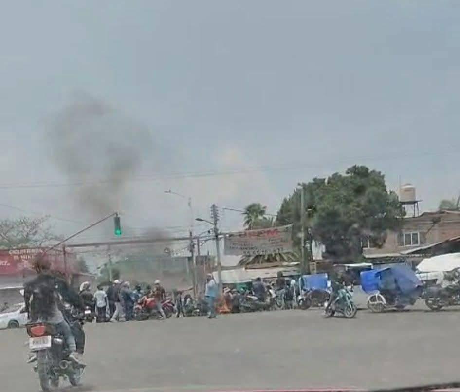mototaxistas-desquician-el-trafico-en-la-lecheriatexcoco
