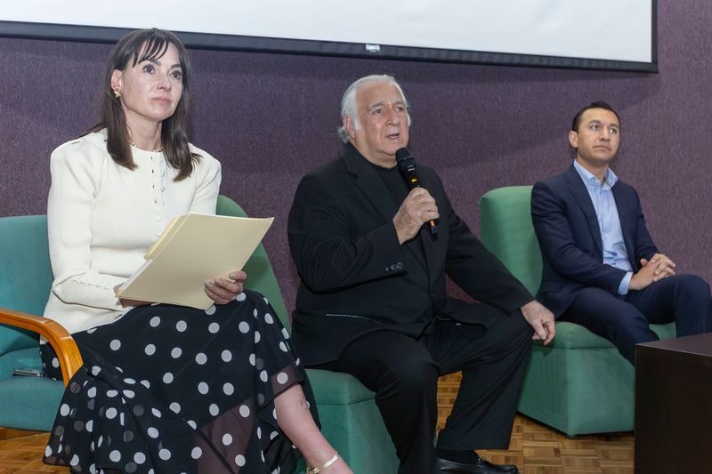 equilibrio-del-desarrollo-turistico-en-beneficio-de-los-turistas-y-poblacion-local-es-vital-miguel-torruco-en-la-uaem