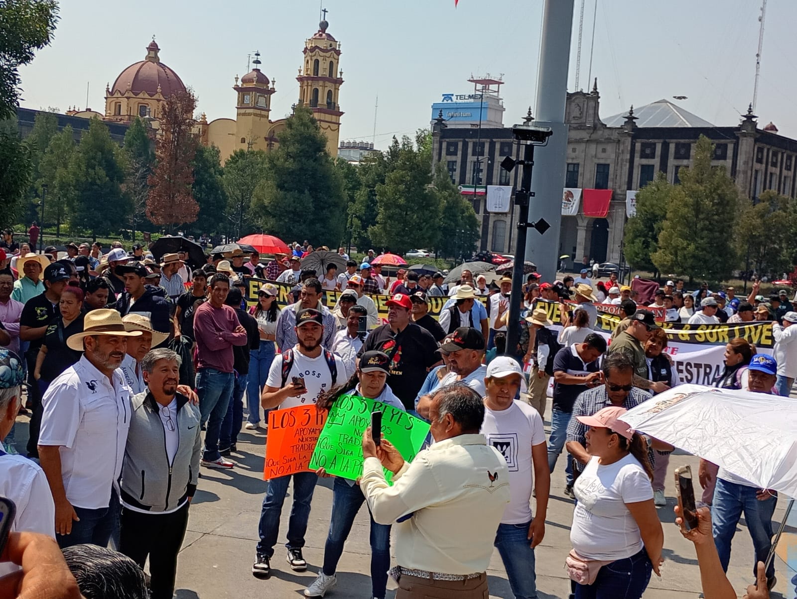 galleros-del-edomex-piden-seguir-viviendo-de-la-violencia-animal-se-escudan-en-la-tradicion