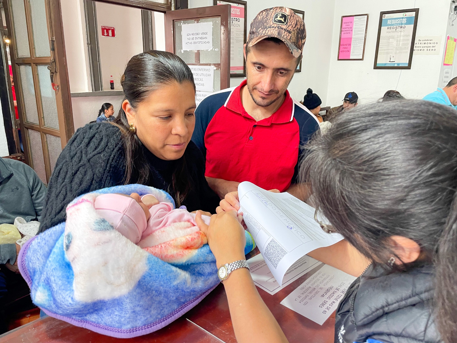 familias-de-26-menores-optan-por-registrarlos-con-apellido-materno-en-1-instancia