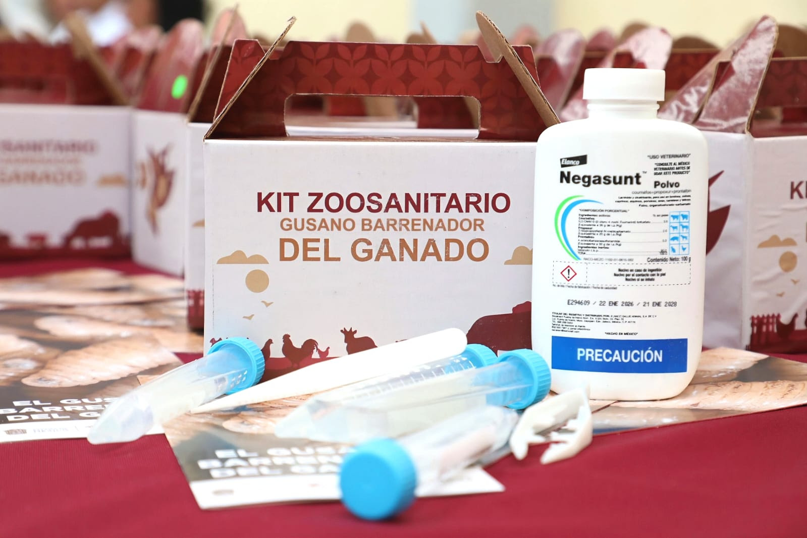 destina-gobierno-del-edomex-dos-mil-500-paquetes-zoosanitarios-a-tejupilco-amatepec-tlatlaya-y-luvianos-para-atender-plaga-del-gusano-barrenador