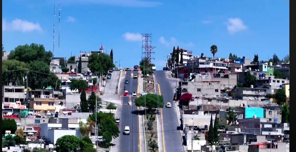 continua-la-construccion-de-vialidades-seguras-para-mujeres-con-rehabilitacion-de-avenida-en-tultitlan