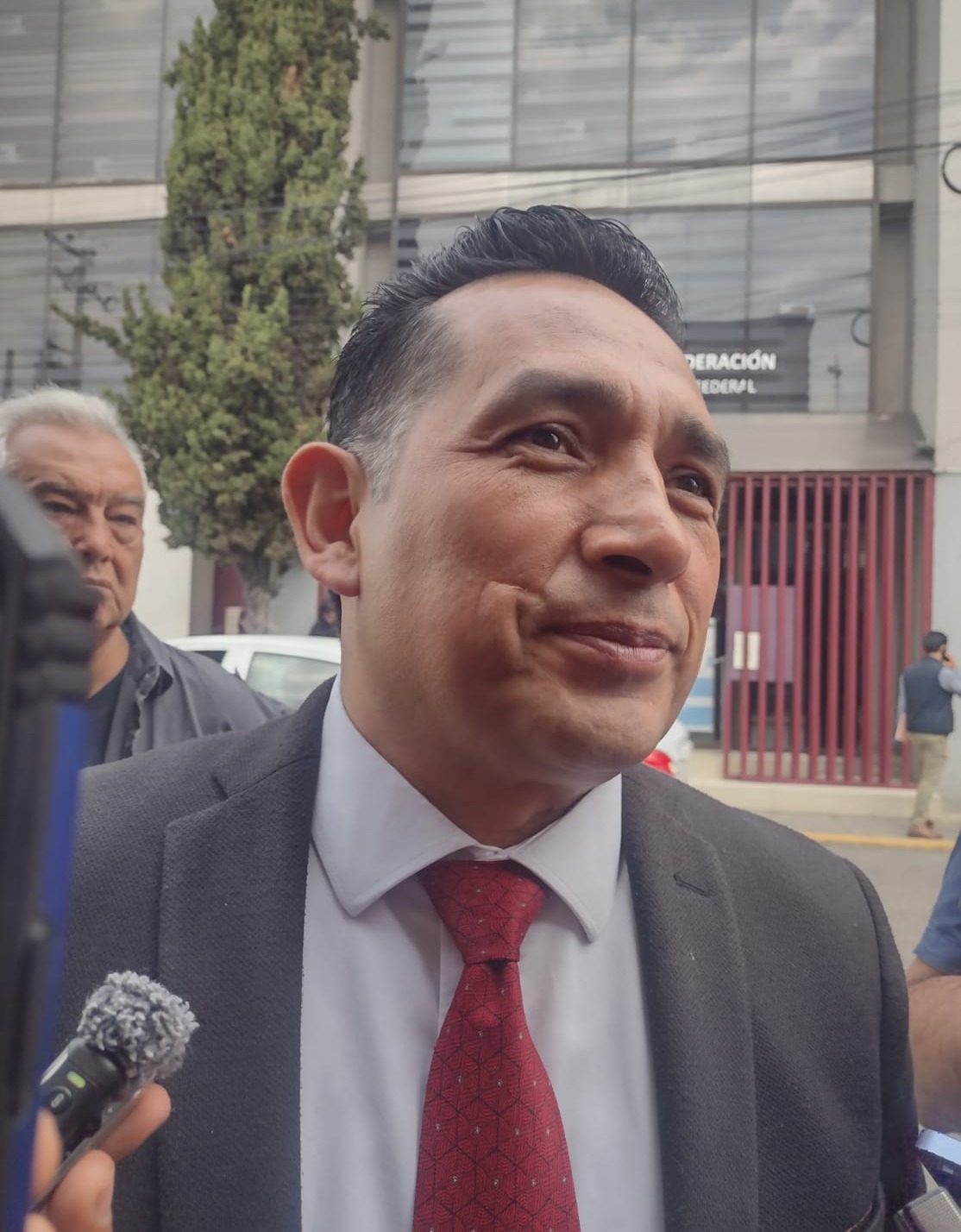 en-suspenso-resolucion-judicial-contra-apropiacion-ilegal-de-club-por-parte-de-la-familia-del-alcalde-panista-de-metepec