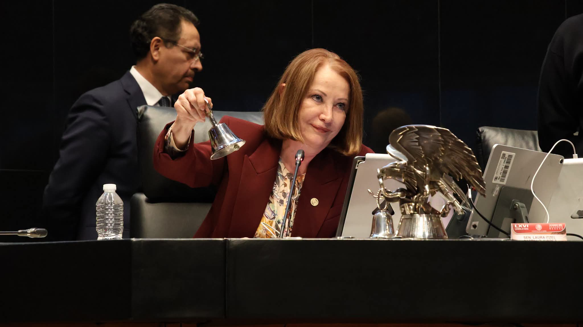 Ponen “peros” a Itzel Castillo en SeMujeres, duda OCNF de su capacidad y experiencia