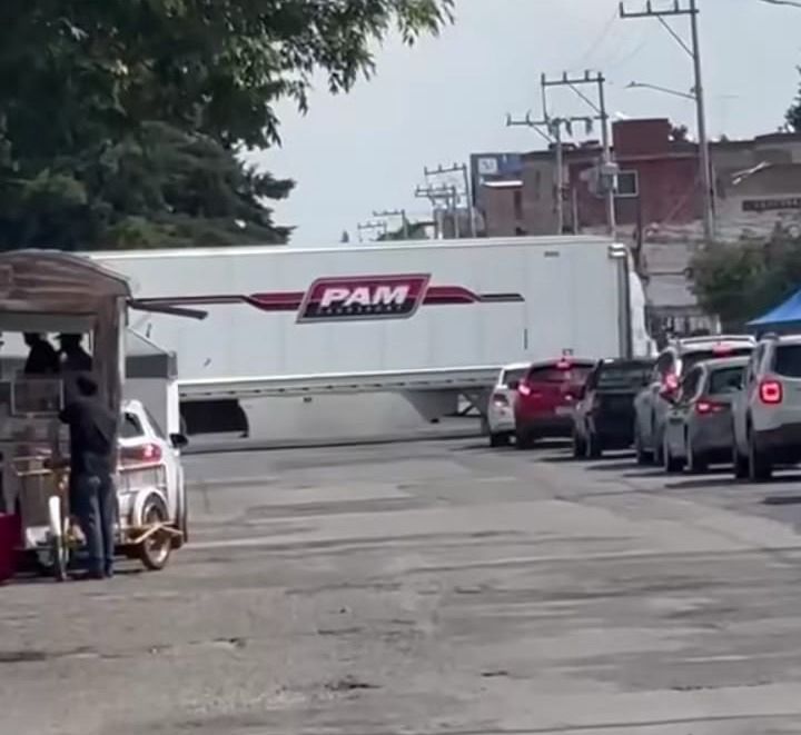 aun-no-hay-cambio-de-uso-de-suelo-y-ya-inicio-construccion-de-bodegas-en-independencia-denuncian-residentes