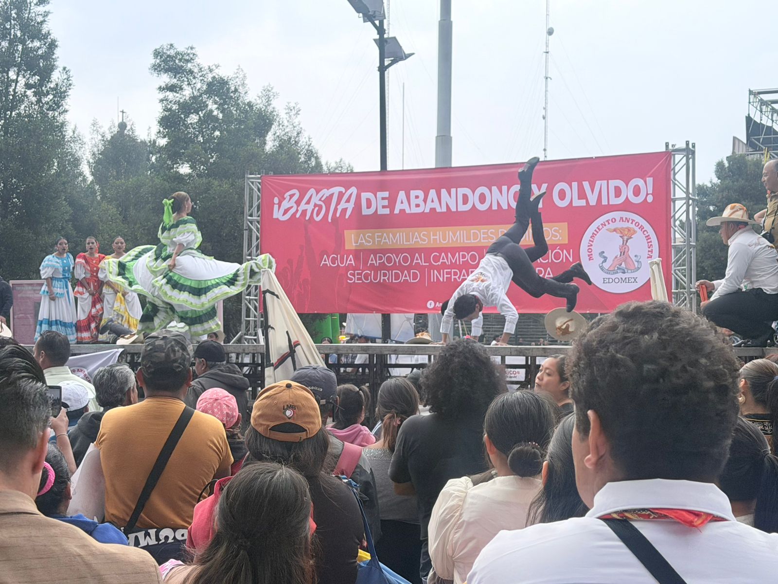 Antorchistas colapsan el centro de Toluca y acusan al GEM de incumplir acuerdos