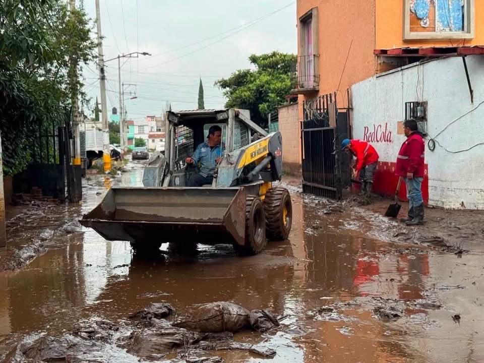 Son pantanos repletos de basura Chalco e Ixtapaluca tras lluvias e inundaciones
