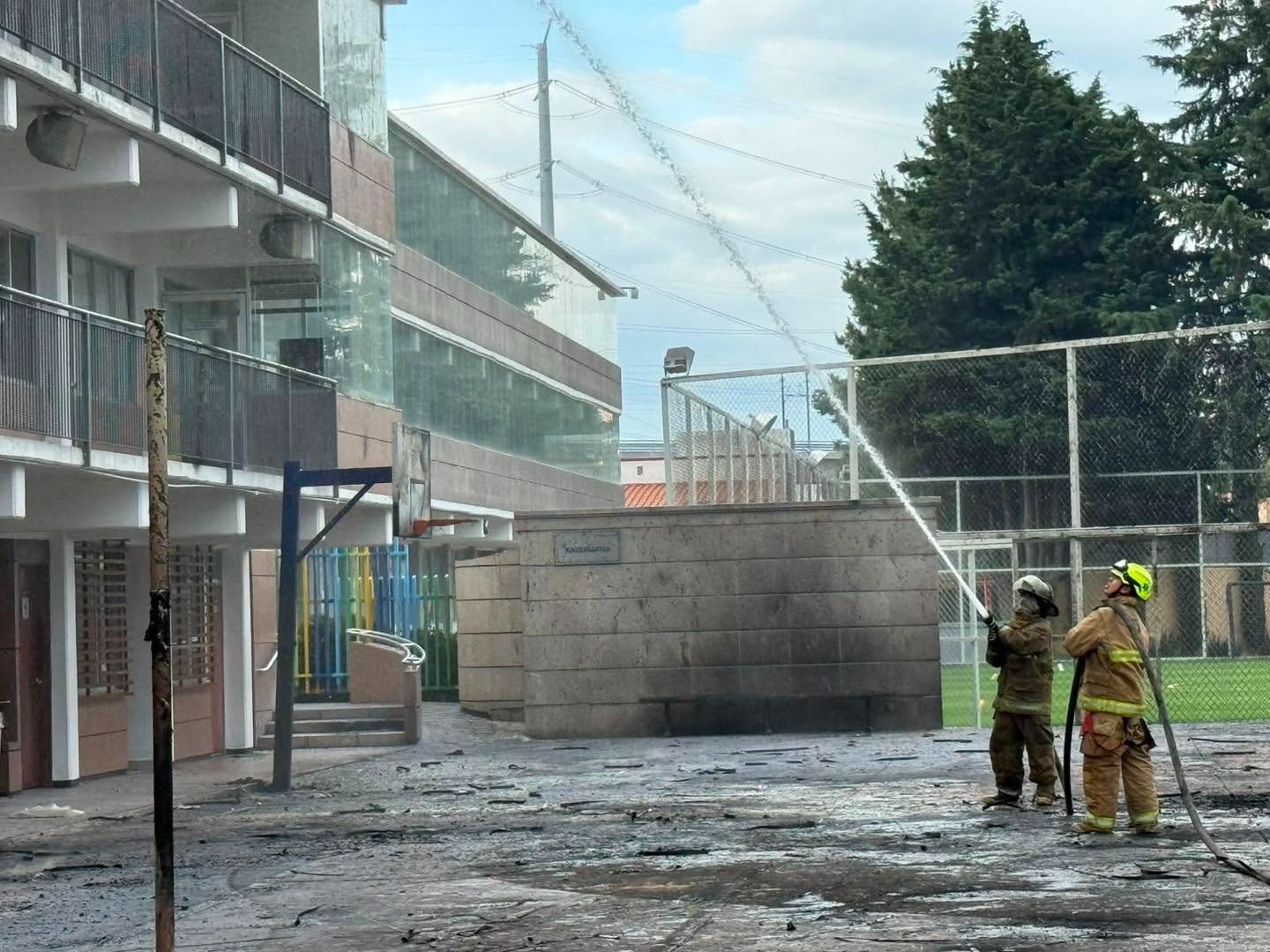 piden-analizar-prohibicion-de-pirotecnia-en-metepec-tras-incendio-en-el-cenca