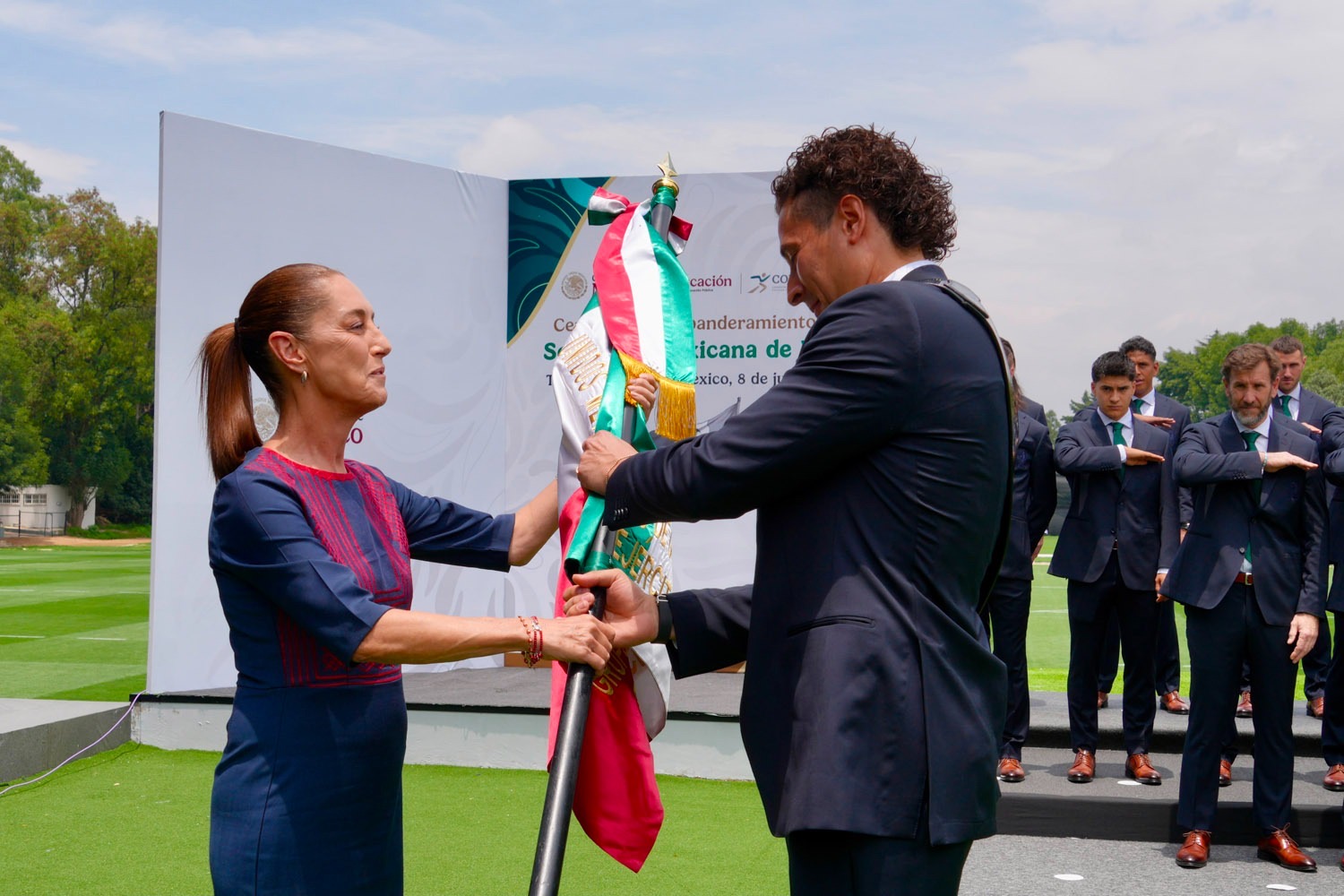 sheinbaum-abandera-a-la-seleccion-nacional-y-le-desea-el-mayor-de-los-exitos-en-la-justa-mundialista