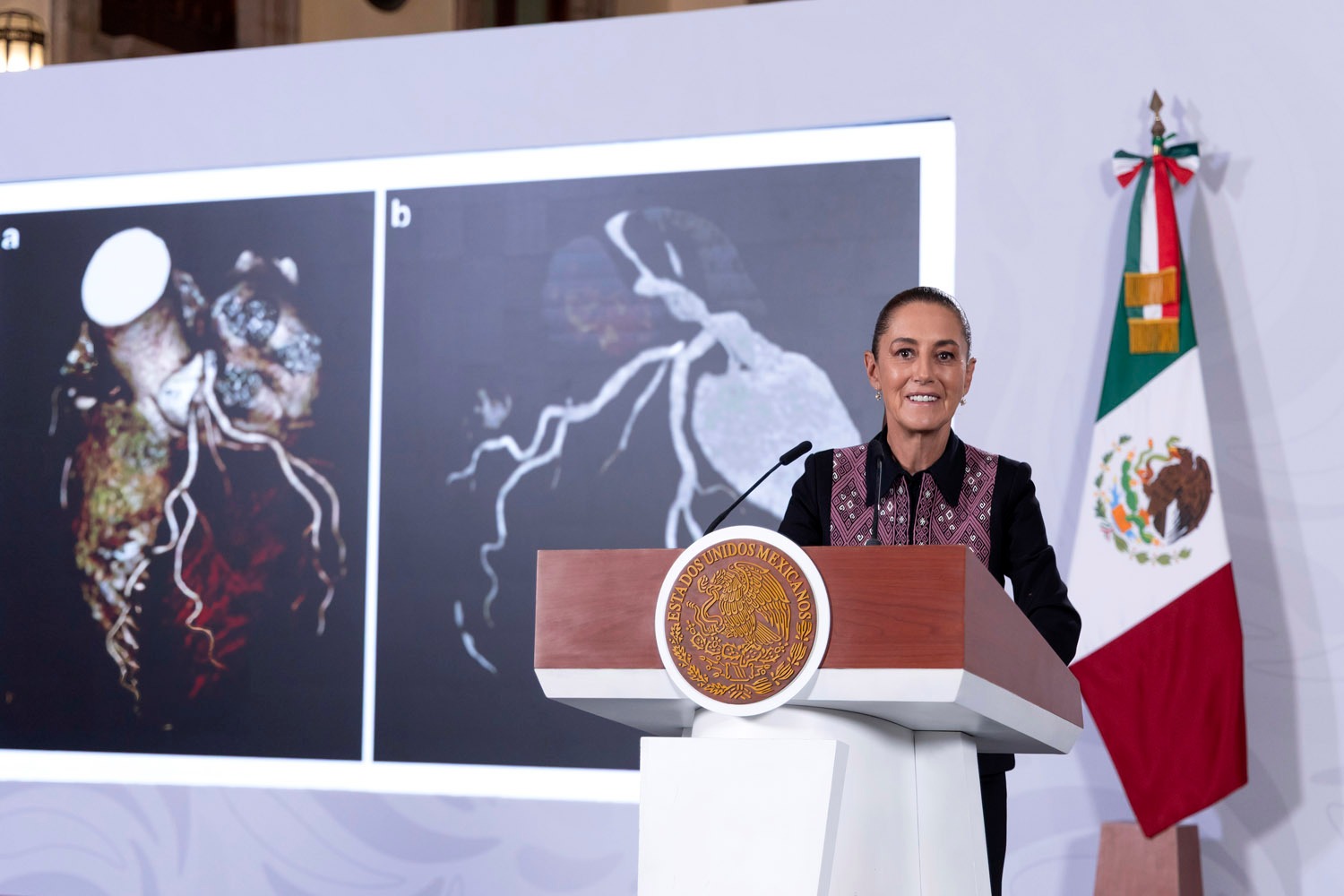 Revierte la 4T devastación neoliberal en sistema de salud pública: Sheinbaum