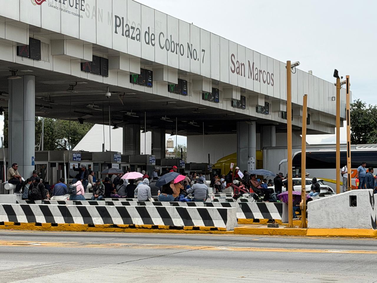 toman-casetas-profesores-de-la-cnte-para-exigir-respuesta-a-sus-demandas