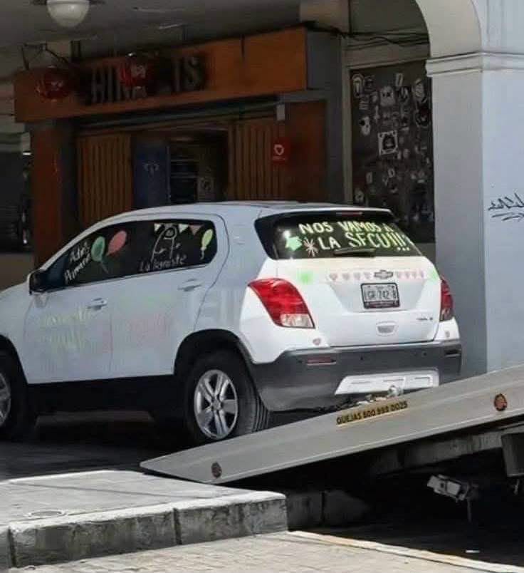 festejo-de-graduacion-en-toluca-termina-en-el-corralon